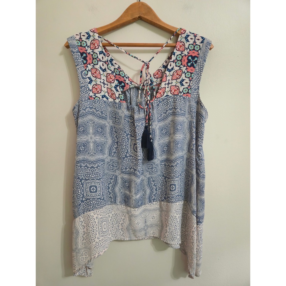 Knox Rose Womens XL Mixed Floral Print Tassel Blouse Boho Sharkbite Sleeveless - Picture 2 of 7